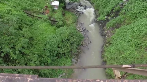 POV High Angle View, Walk On Mountain Suspension Bridge, Banaue, Philippines Vidéo 237868222