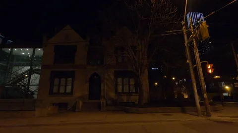 POV night side view Toronto city streets in COVID 19  pandemic lockdown Vídeos de archivo 146365322