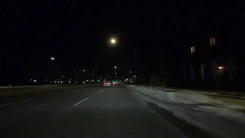 POV nights driving in empty streets near Toronto in COVID 19  pandemic lockdown 库存影片 146497685