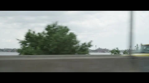 POV out window driving on bridge with traffic Vidéo 57070886