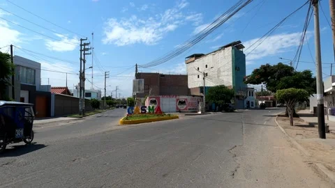 POV running through Casma in the day in 4k - Casma, Peru - April 2022 Видео 197091944
