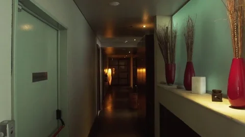 POV shot moving through corridor in hotel Vídeo Stock 75193313