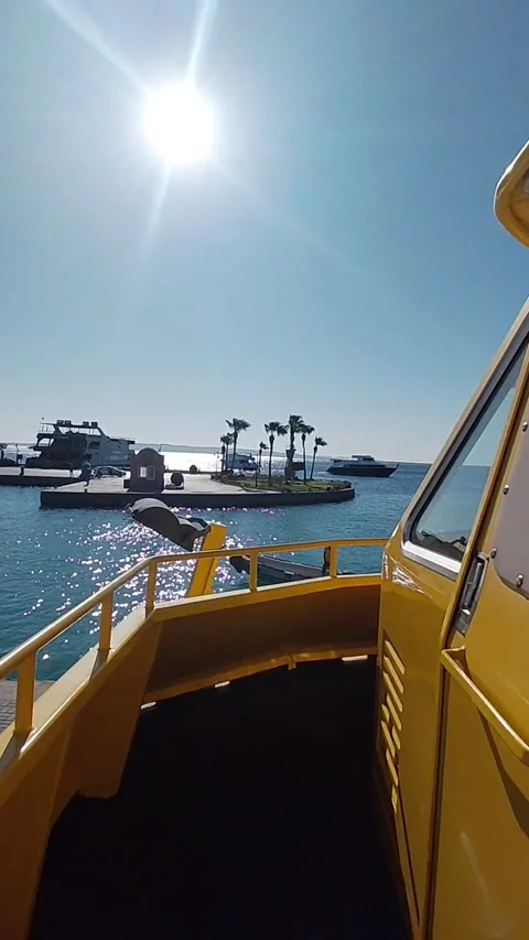 POV view onboard yellow semi-submarine boat cruising in Hurghada harbor Egypt Stock-Footage 341285152
