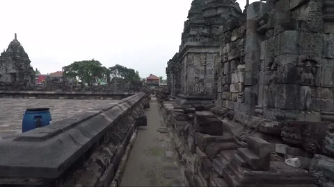 POV Walk, Panoramic View, Buddhist Stupas, Sewu Temple Compound, Java, Indonesia Vídeos de archivo 310694994