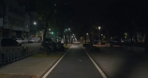 POV Walking Down Dark Empty Street At Night 库存影片 231178121