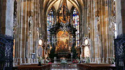 POV walking inside of St. Stephen's Cathedral, Vienna Stock Footage 122122008