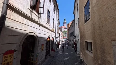 POV walking shot through narrow cobblestone streets of Cesky Krumlov 27.06.2026 Видео 340325818
