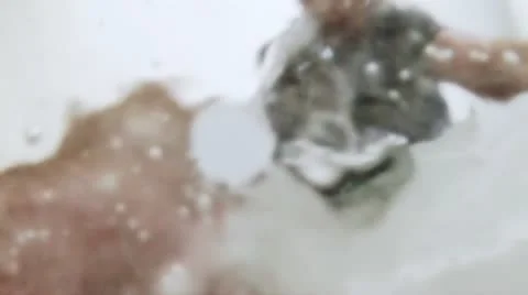 Pov water filling in tub (underwater) Stock Footage