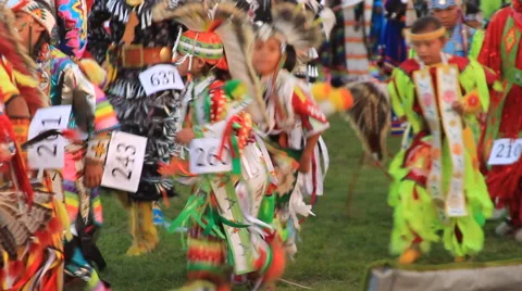 Pow wow children dance Video stock 48120228