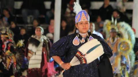 Pow wow fan dancer 스톡 동영상 47530474