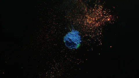 Powdered paint exploding in slow motion. Stock Footage 115893597