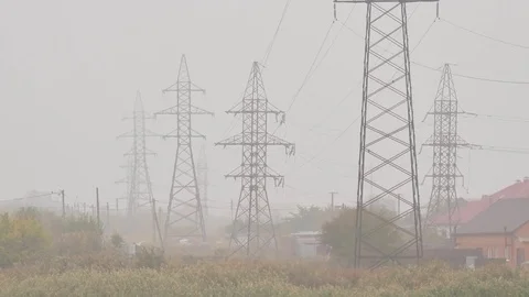 Power line Vídeos de archivo 81539873