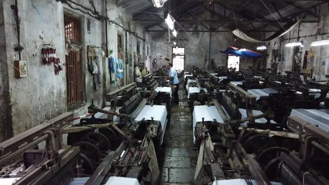 Power loom workshop in the textile city of Bhiwandi Stock Footage 121186903