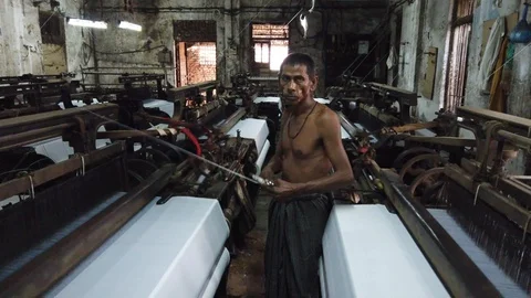 Power loom workshop in the textile city of Bhiwandi Stock Footage 121186951