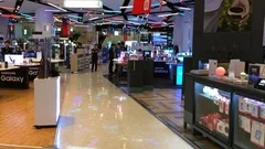 cosmetics boutiques in Siam Paragon mall, Stock Video