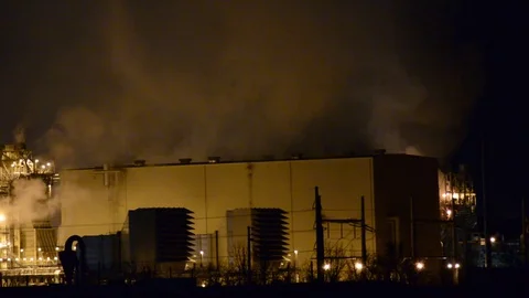 Power Plant Steaming on a Cold Winter Night Video stock 85325651