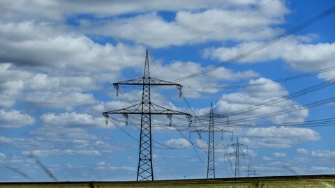 Power poles and clouds 스톡 동영상 121967910
