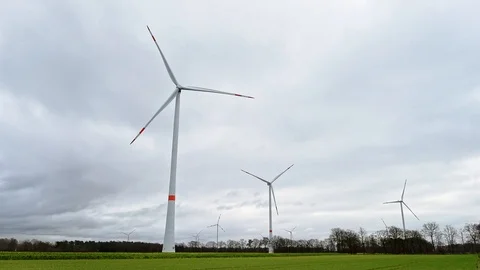 Power windmills. Vídeo Stock 105742647
