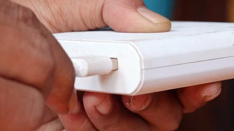Powerbank Stock-Footage 333728144