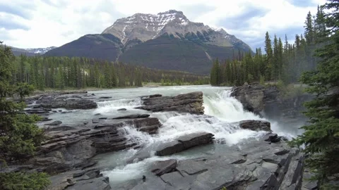 Powerful Athabasca Falls in Jasper, Alberta, Canadian Rockies. Stock-Footage 159021628