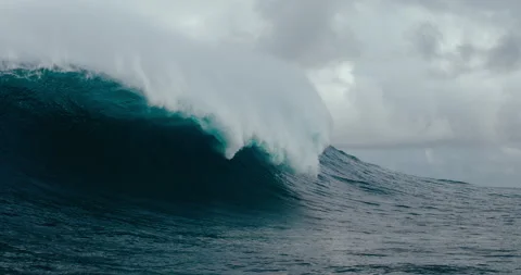 Powerful Ocean Wave Stock Footage 231448246