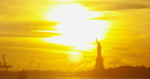 Powerful Sunset On The Statue of Liberty On The Hudson River In New York City Stock Footage 112210404