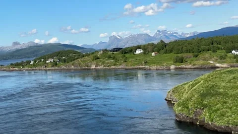 Powerful tidal current and whirlpools at Saltstraumen, the strongest maelstrom  Video stock 332875085
