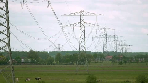 Powerlines pylon [wide] Stock Footage 131966087
