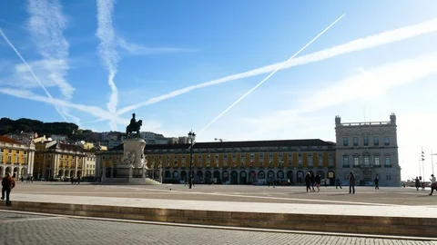 Praca do Comercio in downtown of Lisbon Stock-Footage 109379231