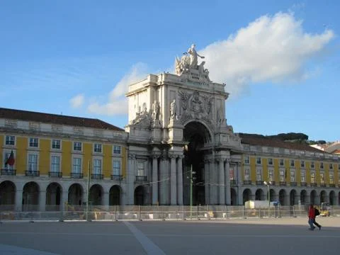 Praca do Comercio with the iconic Triumphal Arch Stock Photos
