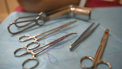 Practice of students of gynecological surgeons 動画素材 202099332