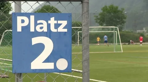 Practicing on Soccer Field number 2 库存影片 13387518