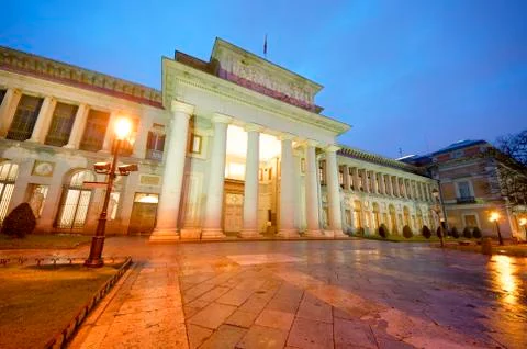 Prado Museum Фото