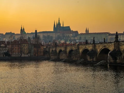 Prague Cityscape timelapse Видео 74787595