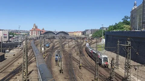 Prague Main Railway Station Vídeos de archivo 335879520
