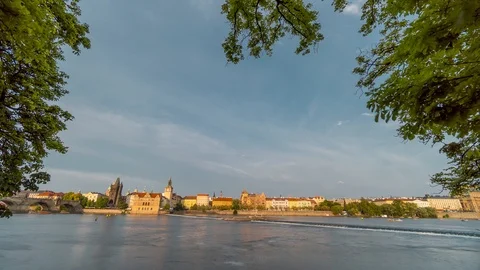 Prague Vltava river / Time Lapse Video 4K Vidéo 95051252