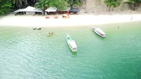 Prainha de Aratu (Aerial image). Stock Footage 230934471