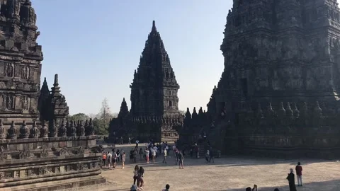 Prambanan Temple Compound, Yogyakarta, Java, Indonesia 스톡 동영상 140325025