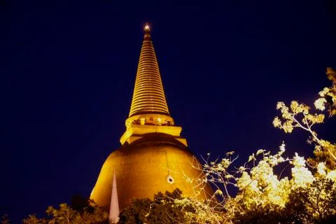 Prapathomjedi temple Stock Photos