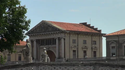 Prato della Valle, elliptical square in Padua Stock Footage 67646426