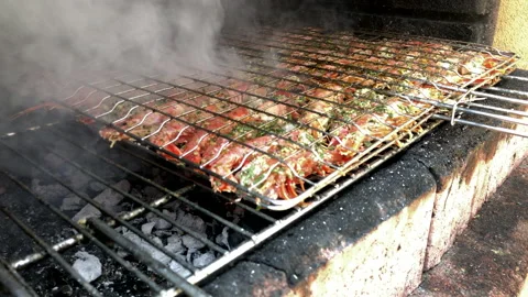 Prawns on barbecue close up shot Video stock 131051391