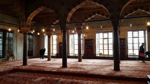 Pray in Sultan Ahmed Mosque, Sultan Ahmet Camii Stock Footage 129789735
