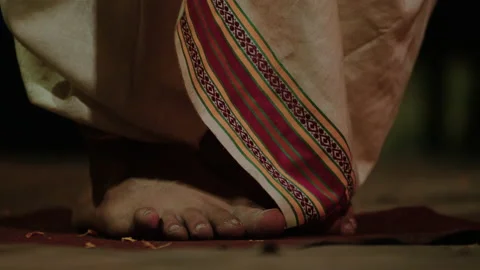 Prayer of a Nepalese Monk 動画素材 167292202