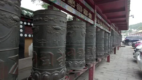 The prayer wheel of Taer Monastery in Xining 스톡 동영상 166422648