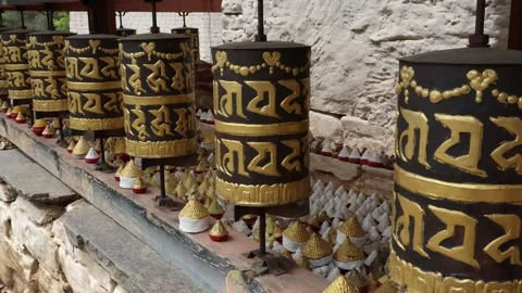 Prayer wheels and tsa tsas, Wangchang Gewog, Paro, Bhutan 库存影片 284857795