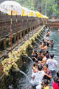 Prayers during purification at puru tirtha empul temple, bali Stock Photos