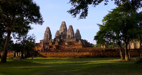Pre-Rup, a historic temple of the god Shiva, a temple of the Khmer civiliza.. Stock Footage 289263295
