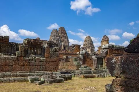The Pre Rup Temple, built from brick, laterite and sandstone in Siem Reap, Ca Foto stock