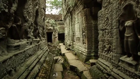 Preah Khan ancient temple, smooth tracking first person Stock-Footage 76381958