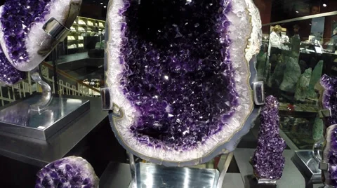 Precious Ametist Stone 스톡 동영상 35424912